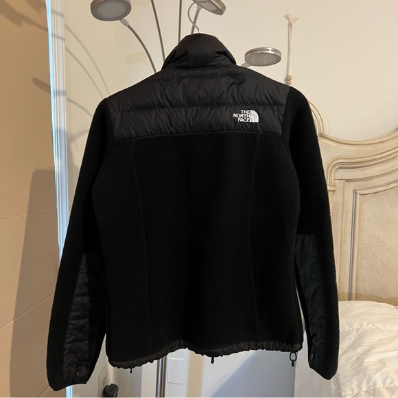 The North Face Women’s Jacket - Picture 5 of 5